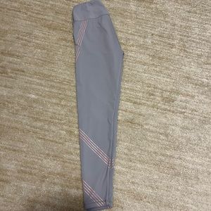 Cut The Frills Leggings